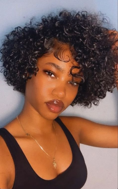 Medium Short Curly Haircuts Black Women, Curly Short Natural Hair, Short Curly Natural Haircuts, Curly Short Fro, Short Curly Hairstyles Bangs, Black Curly Hair Cuts, Short Big Curly Hair, Short Curly Fro Black Women, Natural Curly Hair Dyed