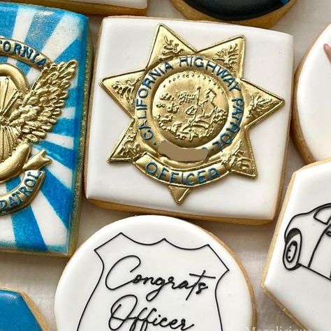 Megalicious Cookies on Instagram: "Congratulations to a new class of CHP officers!💙 • • #customcookies #decoratedcookies #policecookies #chpcookies #chp #chpgrad #backtheblue #centralvalley #turlock #heyturlock #oakdale" Police Academy Graduation Cookies, Police Graduation Cookies, Chp Graduation Party Ideas, Police Retirement Cookies Decorated, Law Enforcement Cookies Decorated, Chp Graduation Party, Police Officer Cookies, Police Badge Cookies, Police Cookies Decorated