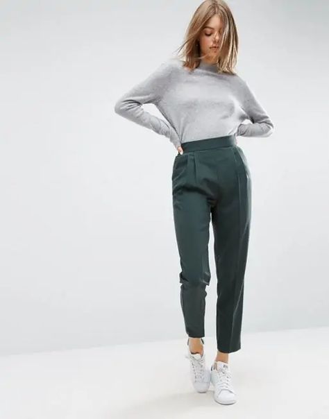 Athleisure Office Wear Guide: 7 Ways to Wearing it to Work High Waisted Pants Work, Fashion Style Women, Look Formal, Green Pants, Mode Online, Grey Pants, Style Women, Mode Inspiration, Outfits Casuales