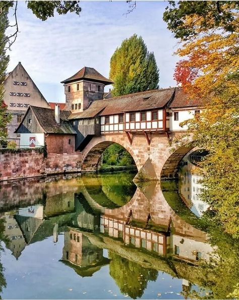 Trip Planner, Voyage Europe, A Bridge, Beautiful Buildings, Germany Travel, Pretty Places, Travel And Leisure, Places Around The World, Pilgrimage