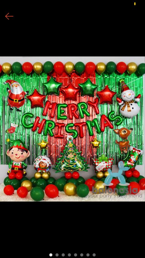 Christmas Decor Ideas Balloons, Diy Christmas Backdrop Ideas, Plate Wall Display, Giant Lollipop, Christmas Stickers Printable, Planning Christmas, Diy Christmas Photo, Diy Candyland, Christmas Party Planning