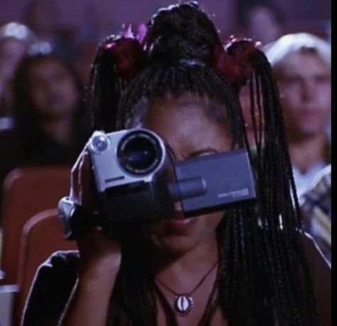 90s Scary Movie Aesthetic, Black Horror Movies, Twitches Movie Aesthetic, Movie Pfp Aesthetic, Black 80s Aesthetic, Scary Movie Aesthetic, 90s Halloween Aesthetic, Black 90s Movies Aesthetic, Scary Movie 2000