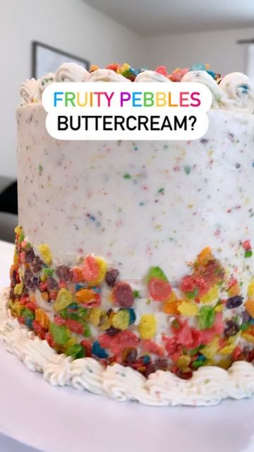 Kourt | Home Bakery Lifestyle on Instagram: "👇🏽How to make fruity pebbles buttercream! 😋 This buttercream recipe was inspired by @bakingwithblondie from her fruity pebbles cake recipe (linked in highlights under SUPPLIES). I adapted it to my own vanilla buttercream recipe that I use (full recipe on my blog, just type the station bakery velvet buttercream into Google 😉) 👩🏽‍🍳 whisk pasteurized egg whites and powdered sugar together until a fluffy meringue forms. (5-10 minutes) 👩🏽‍🍳 add i Fruity Pebbles Cake, Pebbles Cake, Vanilla Buttercream Recipe, Fruity Pebble, Buttercream Recipe, Halal Recipes, Fruity Pebbles, Home Bakery, Vanilla Buttercream