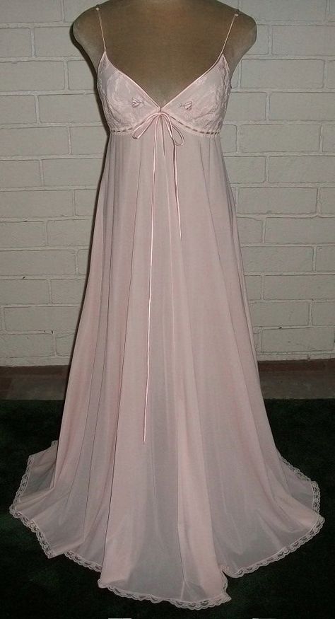 60's Mad Men Vintage Claire Sandra by Lucie Ann Beverly Hills Nightgown Pink M. FOR SALE !! Contact me at mailto:sjcintn@gm... BEST PRICES , ANYWHERE !!! #30 Old Timey Night Gowns, Cute Vintage Nightgowns, Light Pink Nightgown, Vintage Pjs Nightgowns, 1800 Nightgown, Vintage Pink Nightgown, Princess Nightgown Vintage, Fairytale Nightgown, Cute Night Gowns