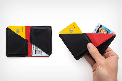 Wallet Design Ideas, Leather Bag Tutorial, Magic Wallet, Leather Wallet Pattern, Wallet Design, Diy Wallet, Diy Leather Bag, Wrist Wallet, Card Tricks