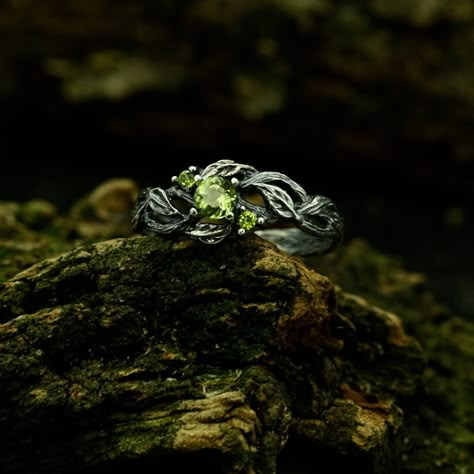 Forest Fairy Engagement Ring, Nordic Wedding Rings, Fairy Proposal, Fairy Engagement Ring Silver, Elven Wedding Ring, Forest Engagement Ring, Botanical Rings, Witchy Rings, Fairytale Jewelry