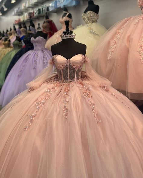 Light Pink Quince Dresses, Peach Quinceanera Dresses, Light Pink Quinceanera Dresses, Rose Gold Quinceanera Dresses, Long Sleeve Quinceanera Dresses, Ball Gown Sweet 16, Floral Ball Gown, Quinceanera Pink, Quinceanera Dresses Gold