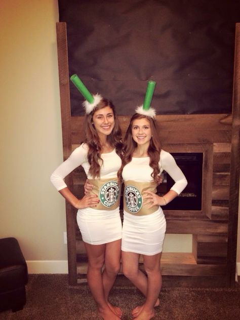 Starbucks cups Halloween costume idea Starbucks Costumes, Starbucks Halloween Costume, 3 People Halloween Costumes, Starbucks Costume, Anime Festival, Best Group Halloween Costumes, Diy Starbucks, Funny Couple Costumes, Best Couples Costumes