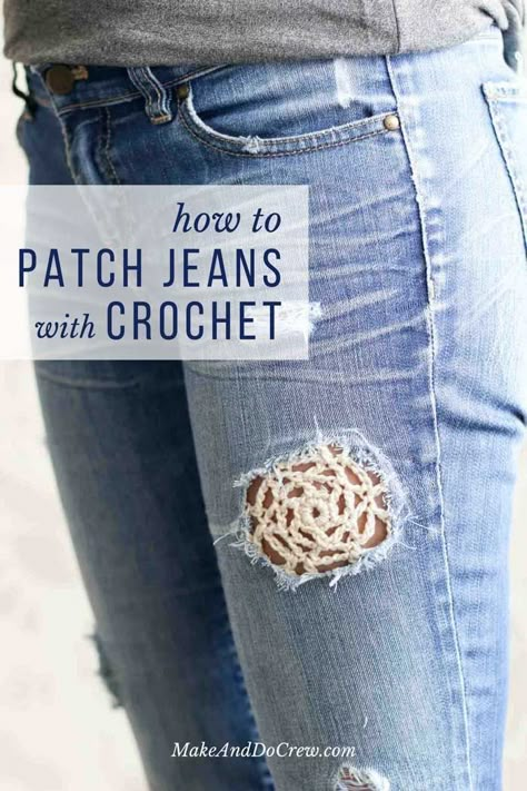 Love this boho look! How to use crochet to patch holes in your denim jeans. Free crochet lace doily pattern too! Rattoppare I Jeans, Jeans With Crochet, How To Patch Jeans, Jeans With Holes, Patch Hole, Make And Do Crew, Crochet Lace Doily, Purl Bee, Lace Jeans