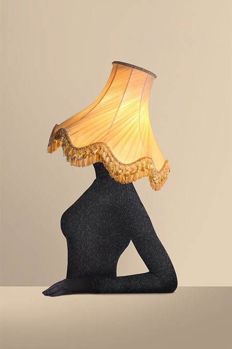 Surrealist Halloween Costume, Di Surrealism Outfit, Surrealist Party Outfit, Surrealism Costume, Lampshade Photoshoot, Lampshade Costume, Surrealism Costume Ideas, Lamp Shade Costume, Surreal Outfit