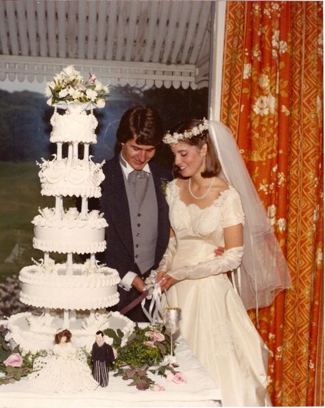 http://www.smallsociety.me/marriage-advice-to-make-it-last/ 80s Wedding, 1970s Wedding, 1960s Wedding, Bridal Gowns Vintage, Vintage Wedding Photos, Wedding Cakes Vintage, Wedding Dresses Photos, Wedding Gowns Vintage, Retro Wedding