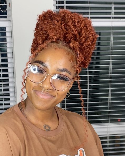 Styledbypk on Instagram: “This color goes CRAZY!!! Sis took a flight from ATL ✈️ & got exactly what she asked for. September books are full Style : Midback…” Butterfly Locs Color, Style Butterfly Locs, September Books, Locs Color, Understood The Assignment, Butterfly Locs, Stitch Braids, Better Style, Loc Styles