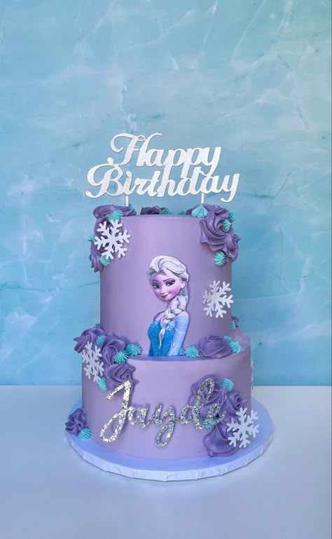 Frozen Cake Decorating Ideas, Two Tier Frozen Cake, Purple Frozen Birthday Cake, Purple Elsa Cake, Purple Frozen Cake, Pink Frozen Birthday Cake, Elsa Theme Cake, Frozen Cake Ideas, Elsa Cake