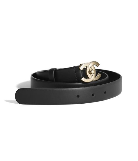 Prada Women, Jewelry Chanel, Chanel Collection, Luxury Belts, Couture Accessories, Chanel Official, Chanel Official Website, Chanel Belt, Designer Belt