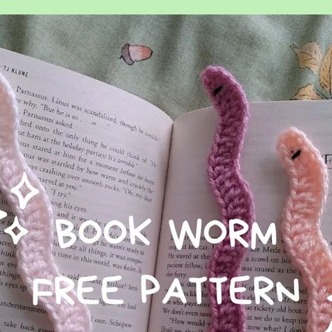 Crochet Worm Bookmark Free Pattern, Crochet Book Worm Free Pattern, Crochet Worm Bookmark, Crochet Patterns For Book Lovers, Last Minute Gift Ideas Christmas, Worm Crochet Pattern Free, Last Minute Crochet Gifts Free Pattern, Crochet Last Minute Gifts, Quick Crochet Bookmark