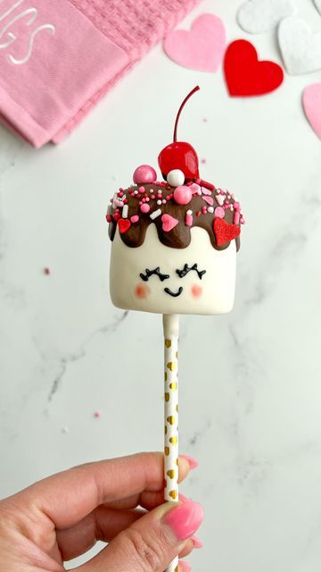 Valentine’s Day Cakepops, Valentine's Day Cake Pops, Valentines Bake Sale Ideas, Valentine Cakepops, Valentines Cake Pops, Valentines Day Cake Pops, Valentines Marshmallow Pops, Valentine Cake Pop, Candy Gifts Diy