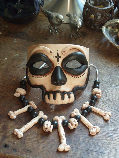 Voodoo Party, Voodoo Costume, Voodoo Halloween, Baron Samedi, Witch Doctor, Halloween This Year, Halloween Mask, Voodoo Dolls, Halloween Inspiration