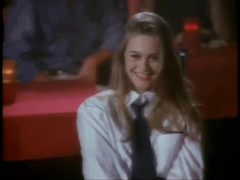 Alicia Silverstone & Liv Tyler in Aerosmith music video "Crazy" (1994) Liv Tyler And Alicia Silverstone, Crazy Aerosmith, Alicia Silverstone Aerosmith, Aesthetic Assignment Ideas, Stealing Beauty, Alicia Silverstone, Empire Records, Shannen Doherty, David Sims