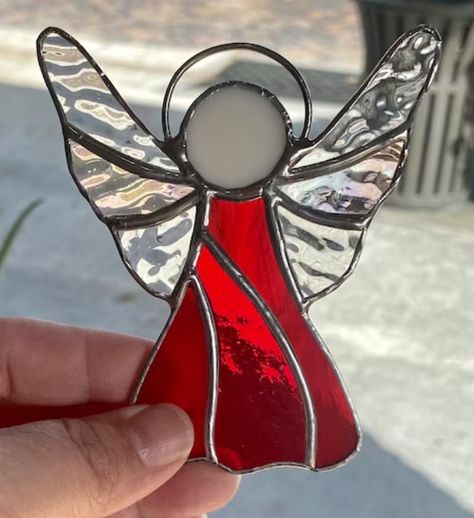 Stained Glass Angel Ornaments, Stained Glass Kits, Glass Angels, Diy Stained Glass Window, Stained Glass Night Lights, Stained Glass Gifts, Stained Glass Angel, Cosy Room, Making Stained Glass