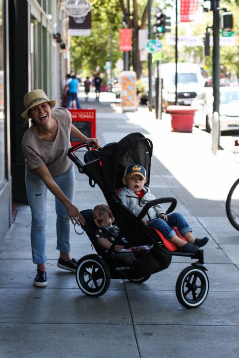 Life with the Boys Lately: The Double Stroller Edition Uppababy Vista Stroller, Double Buggy, Vista Stroller, Uppababy Vista, Stroller Reviews, Double Stroller, Baby Pram, Young Parents, Child Rearing