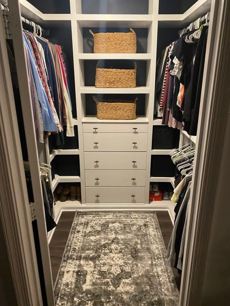 Custom Built-in Closet Remodel - Etsy Australia Organiser Son Dressing, Built In Closet, Small Walk In Closet, Closet Built Ins, Walk In Closet Design, Closet Design Layout, Space Themed Nursery, Closet Renovation, Closet Layout