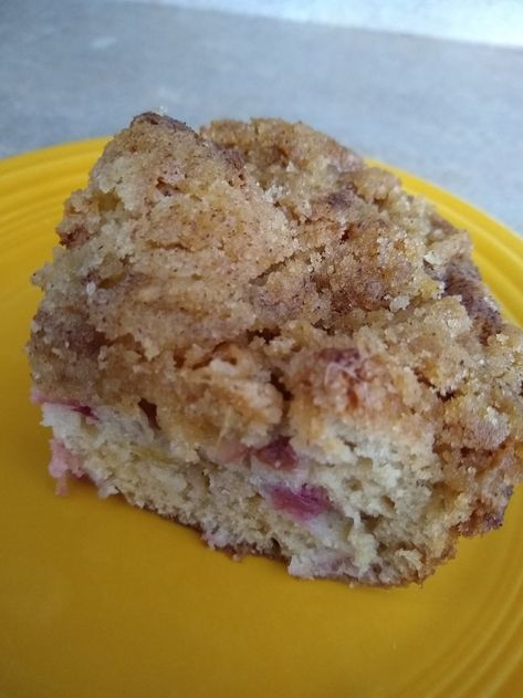 Rhubarb Coffee Cake, Easy Rhubarb Recipes, Rhubarb Desserts Recipes, Rhubarb Cake Recipes, Rhubarb Coffee Cakes, Strawberry Rhubarb Crumble, Pies Recipes, Rhubarb Desserts, Rhubarb Crumble