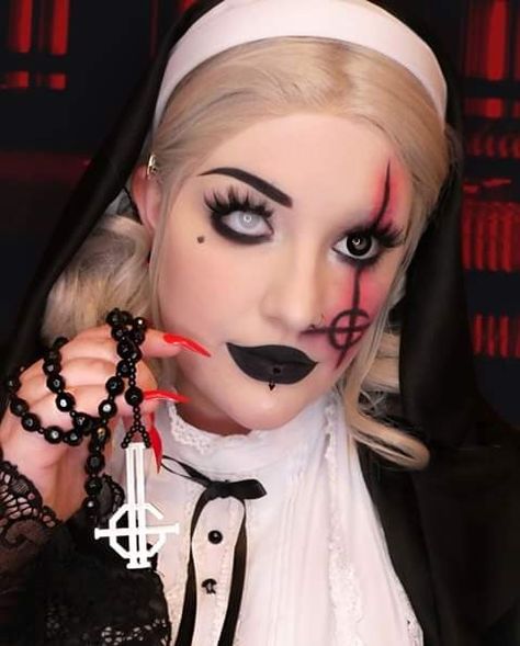 Ghost Band Makeup Ideas, Ghost Bc Makeup, Ghost Makeup Band, Ghost Concert Makeup, Ghost Band Makeup, Ghost Concert, Ghost Ghoul, Ghost Makeup, Concert Makeup