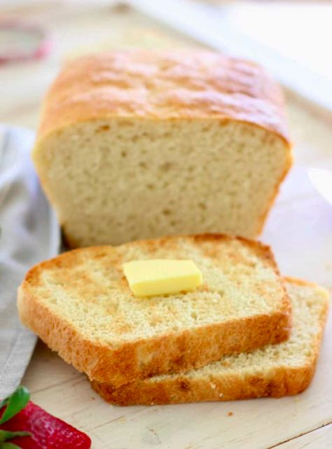 English Muffin Bread Recipe, English Muffin Bread, Homemade English Muffins, Homemade White Bread, Homemade Bread Recipes Easy, Homemade Bread Easy, Muffin Bread, Italian Bread, Bread Machine Recipes