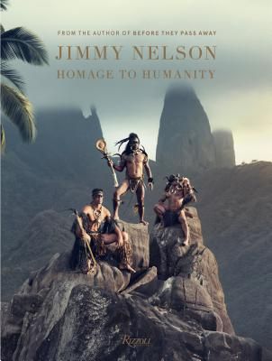 Photographer Jimmy Nelson has traveled the world with his camera, visiting some of its most remote and ancient cultures: the resulting images will uplift us individually, unite us spiritually and help motivate us to save our humanity. Jimmy Nelson, Steve Mccurry, Film Material, Annie Leibovitz, Cultural Identity, Photography Books, Table Books, Ancient Cultures, Coffee Table Books