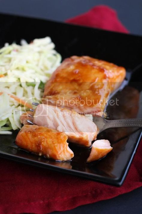 Ponzu Salmon, Healthy Lifestyle Recipes, Yummy Seafood, Glazed Salmon, Healthy Teas, Asian Inspired Recipes, Food O, Glaze Recipe, Salmon Recipes