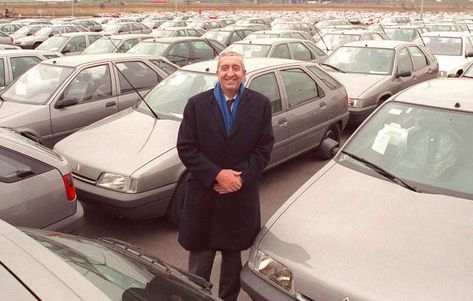 Mort de Jacques Calvet, capitaine d’industrie et ex-PDG de Peugeot-Citroën Psa Peugeot Citroen, Peugeot, Suit Jacket