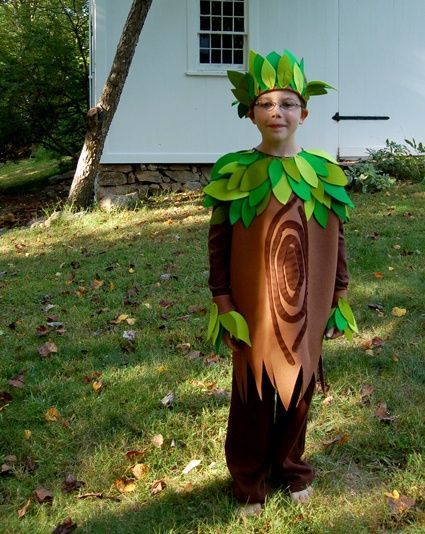 Tree Fancy Dress, Tree Halloween Costume, Jungle Book Costumes, Spring Costume, Christmas Tree Costume, Tree Costume, Costume Carnaval, Book Costumes, Carnaval Costume