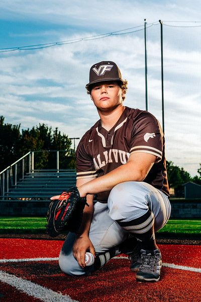 Senior Picture Baseball Ideas For Guys, Baseball Poses For Pictures Boys, Baseball Fire Pictures, Baseball Graduation Pictures, Baseball Pictures Poses, Senior Baseball Pictures, Senior Baseball Picture Ideas, Baseball Picture Ideas, Baseball Team Pictures Poses