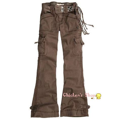 Women A&F Cargo Pants-Brown | Price : SGD$25.00 Size Availab… | Flickr Outfits With Brown Pants, Brown Cargos, Thrifted Pants, Y2k Cargos, Cargo Pants Brown, Cargo Fit, Brown Grunge, Brown Clothes, Y2k Cargo Pants