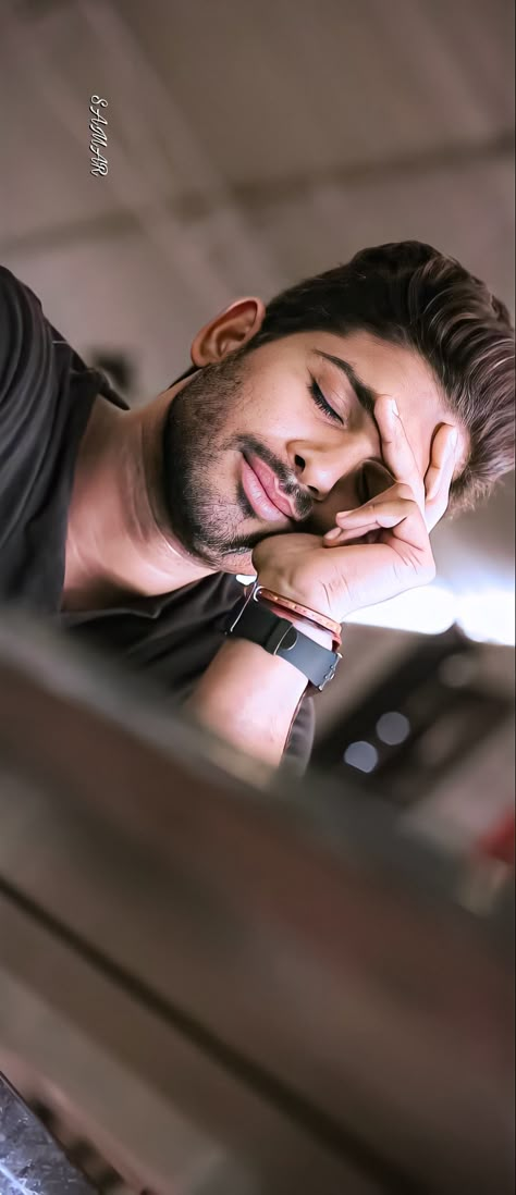 Allu Arjun Dp Stylish, Happy Boys Smile Dp, Allu Arjun Hd Wallpaper New Look, Ally Arjun, Allu Arjun Photos, Allu Arjun Hd Wallpaper, Allu Arjun Hairstyle New, Varun Dhawan Wallpaper, Emo Song