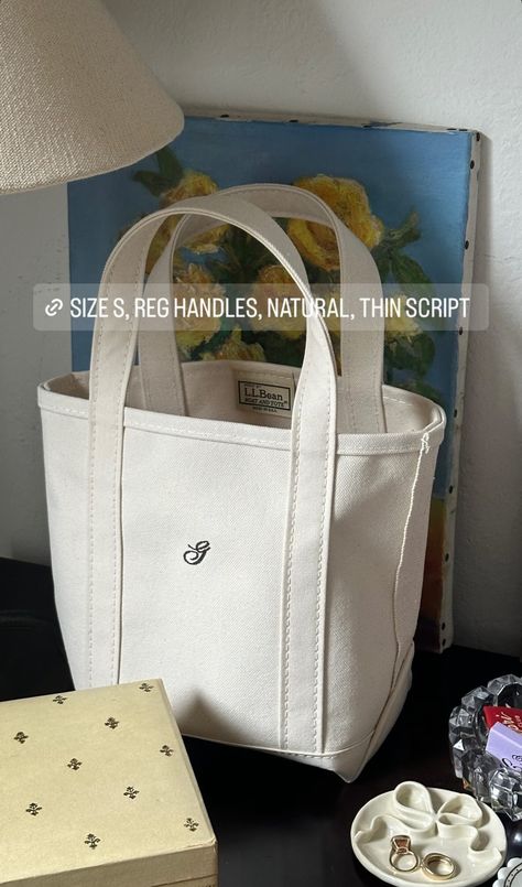 Bridesmaid Bag Ideas, Bachelorette Bags Ideas, Tote Bag Aesthetic Outfit, Ll Bean Tote, Bachelorette Bags, Boat And Tote, Bachelorette Bag, Bachelorette Inspo, Bachelorette Planning