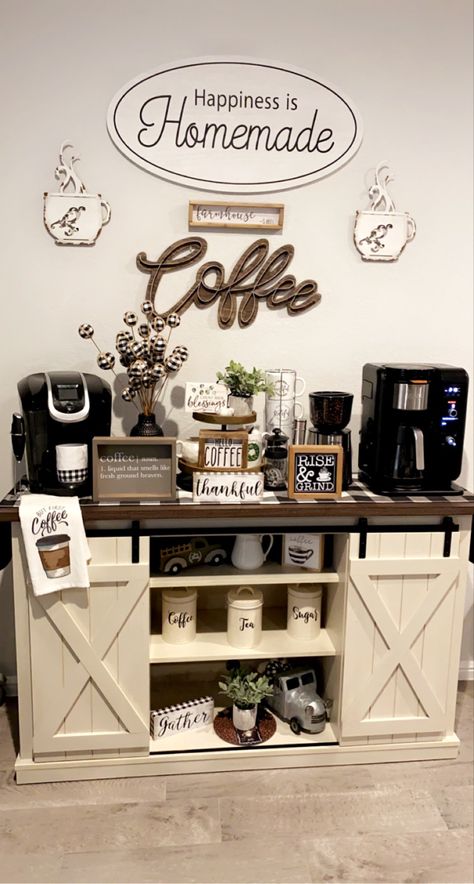 Country Kitchen Coffee Station, Black And White Coffee Bar Decor, Coffee Bar Ideas For Men, Coffee Bar Inspiration Farmhouse, Coffee Bar Design Farmhouse, Coffee Bars In Kitchen Farmhouse Style, Coffee Bar Wall Ideas, Cute Coffee Bar Ideas, French Country Coffee Bar