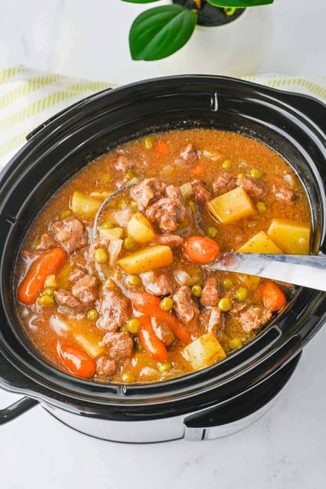 Easy Crock Pot Beef Stew Recipe - To Simply Inspire Crockpot Meals With Beef Stew Meat, Crock Pot Stew Beef Slow Cooker, Thick Stew Recipes Crock Pot, Stew Meat Potatoes Crock Pot, Ww Beef Stew Crock Pot, Crockpot Beef Stew Pioneer Woman, Beef Stew In Crockpot Easy, Crockpot Beef Stew With Seasoning Packet, Poor Mans Stew Crock Pot