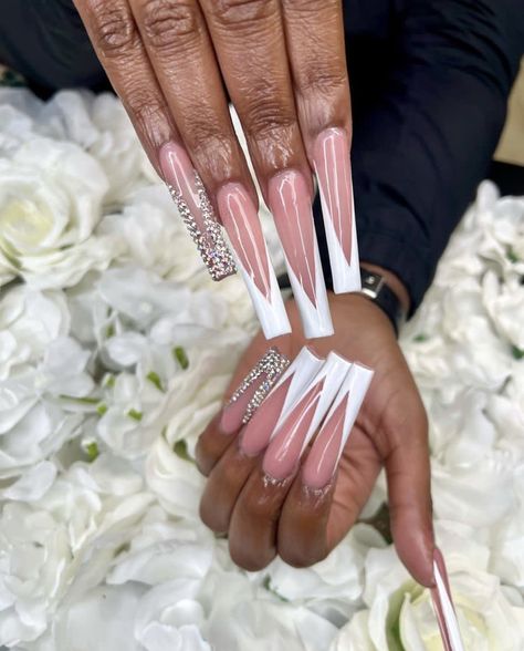 Xl French Tip Acrylic Nails, Xl French Tip Nails, V Shaped French Tip Nails, V Cut French Tip Nails, V French Tip Nails, Long French Tip Nails, French Fade Nails, Xl Nails, Retro Nails