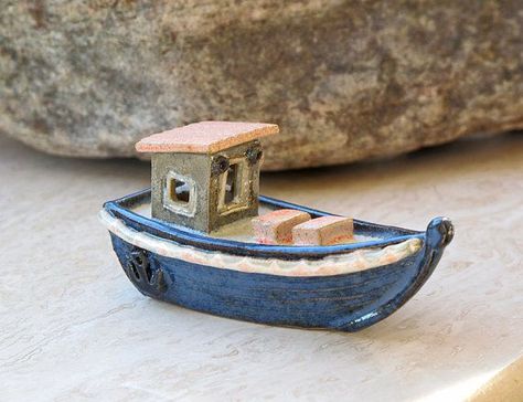 Ceramic Boat, Kids Clay, Ship Boat, Clay Houses, Ceramics Pottery Art, Pottery Sculpture, Ceramic Houses, Ceramics Projects, Fimo Clay