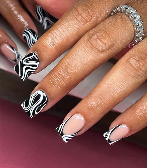 Duck Black And White, White Nail Art Designs, Poppin Nails, Mandarin Duck, Work Nails, Dope Nail Designs, White Nail Art, Pretty Nail Designs, Short Square Acrylic Nails