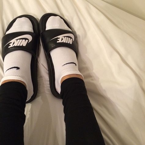 @ xoxolindaaa Nike Slide Sandals With Rubber Sole, Socks With Slides, Trendy Slip-on Sandals For Streetwear, Summer Streetwear Slip-on Slides, Slide Slippers For Streetwear, Nike Sandals Women, Nike Slides Womens, Slides With Socks, Adidas Non-slip Slides For Streetwear