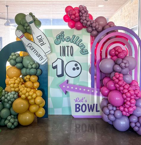 Rolling into 10 with a strike! 🎳 Celebrating an unforgettable birthday for these special twins with a fun bowling theme. 🎉✨🎈 Bowling Birthday Party Decorations, Fun Bowling, Surprise Birthday Decorations, Bowling Birthday Party, Bowling Birthday, Bowling Party, Celebration Ideas, 14th Birthday, Balloon Decor