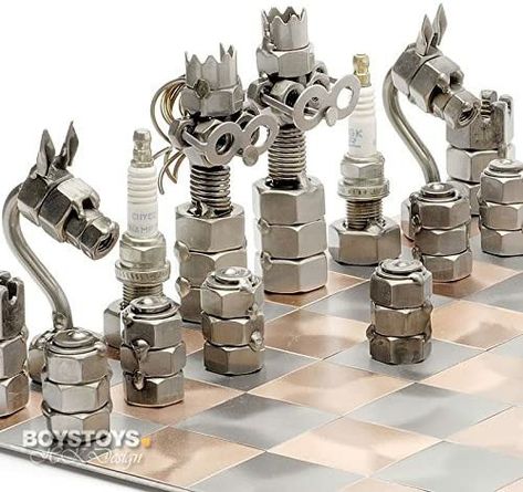 Diy Chess Set, Metal Chess Set, Custom Coffee Table, Wood Carving Designs, Metal Garden Art, Cadeau Diy, Steel Art, Steampunk Design, Metal Art Diy