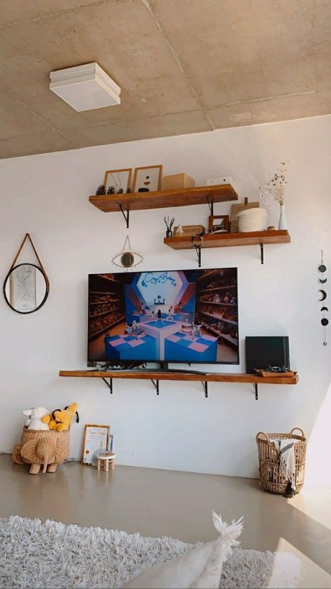 Tv On Shelf On Wall, Shelves Around Tv On Wall, Media Wall Living Room, Room Media Wall, Living Room Media Wall, Tv Family Room, Stone Living Room, Bedroom Ideas For Small Rooms Cozy, Indian Bedroom Decor