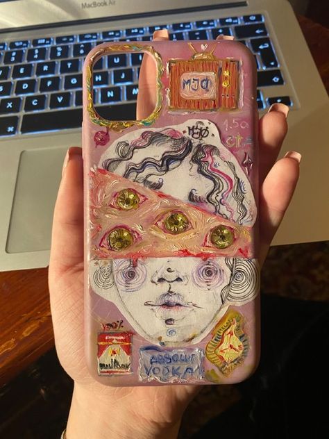 Creative Iphone Case, Collage Phone Case, Pretty Phone Cases, Foto Poses, Fame Dr, Arte Inspo, Arte Sketchbook, Aesthetic Phone Case, Diy Phone