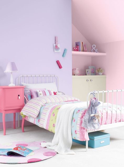 Room decor ideas for girls | Find out some ideas to create the perfect room decor for girls. More at  circu.net Girls Bedroom Paint Colors, Pink And Purple Bedroom, Purple Girls Bedroom, Girls Bedroom Paint, Bedroom Purple, Purple Bedrooms, Purple Bedroom, Bedroom Paint Colors