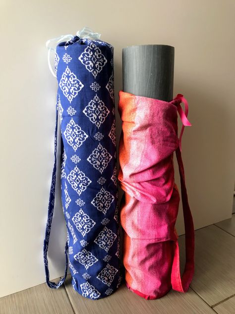 Yoga Mat Carrier Diy, Yoga Mat Bag Diy, Yoga Mat Bag Tutorial, Yoga Mat Bag Pattern, Yoga Mat Diy, Diy Yoga Mat, Yoga Mat Tote, Yoga Mat Sling, Diy Yoga