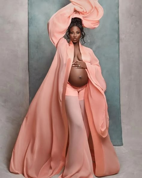 Maternity Photography African, Regal Maternity Shoot, Nigerian Maternity Shoot, Maternity Tea Party Dress, Rustic Maternity Shoot, High Fashion Maternity Shoot, Maternity Pictures Black Women, Bridals Photo Shoot, African Maternity Shoot Ideas