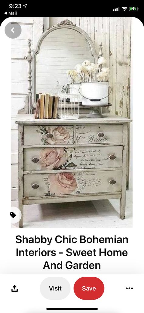 Shabby Chic Dresser Makeover, Shabby Chic Veranda, Camera Shabby Chic, Muebles Shabby Chic, Shabby Chic Dining Room, Shabby Chic Office, Chic Dresser, Shabby Chic Vanity, Cottage Shabby Chic